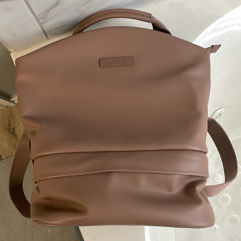 Willow Pump Anywhere Bag